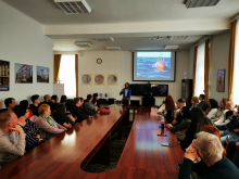 Rakonczay Gábor extrémsportoló az Apáczai-karon 2025. április 11-én