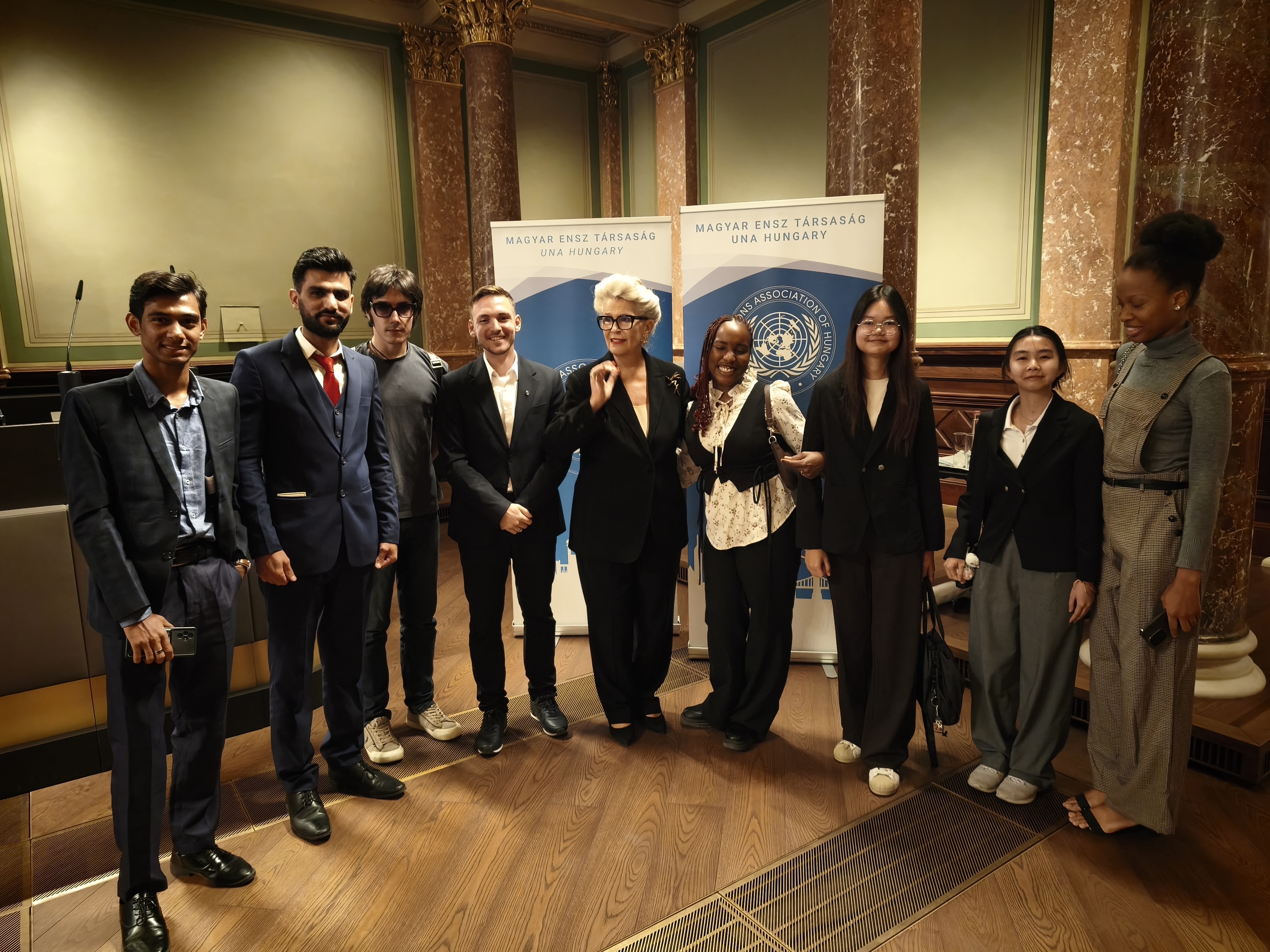 Nemzetközi tanulmányok szakos hallgatóink az UNESCO Békekonferencián